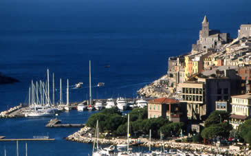 Panoramica con porto di Porto Venere