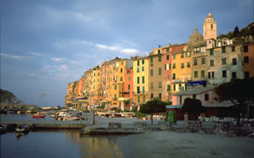 Veduta dalla spiaggia di Porto Venere